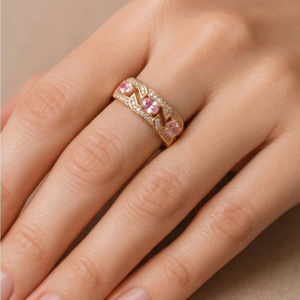 Female 18K Gold Metal Coating Ring with Pink Cubic Zirconia size 6 7 8